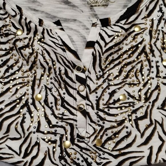 NWOT Onque Casuals Elements of Life Zebra Print T-shirt Rhinestone Studded Sz XL - Picture 4 of 7